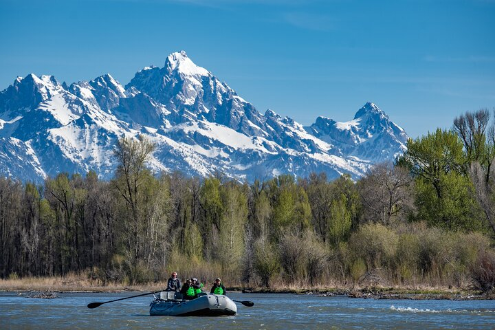 Snake River Scenic Float Private Guided Tour - Photo 1 of 7